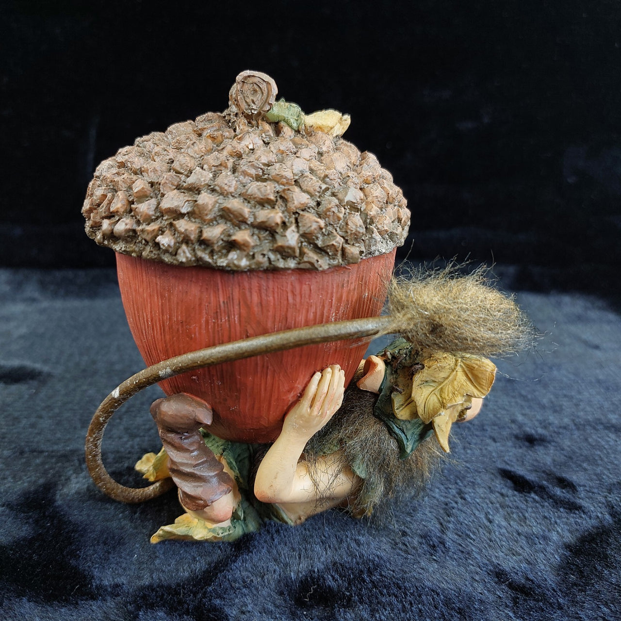 Kensington Giftware with Box Good  13cm Longtailers Pixie Acorn Trinket Box deco3