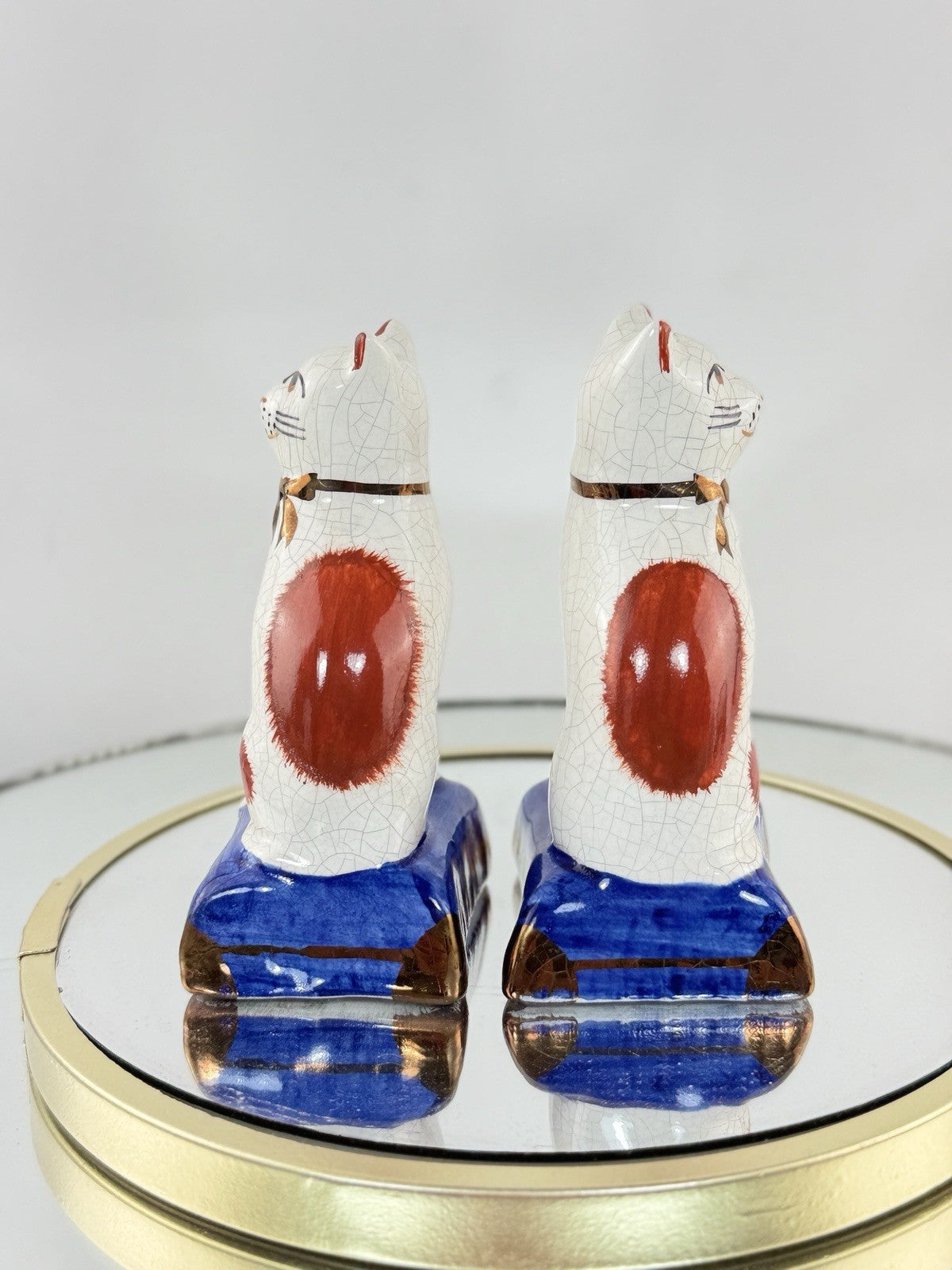 Rare Staffordshire Style Antique Cat Figurine Pair Hand Painted Mantel Cats 4”6