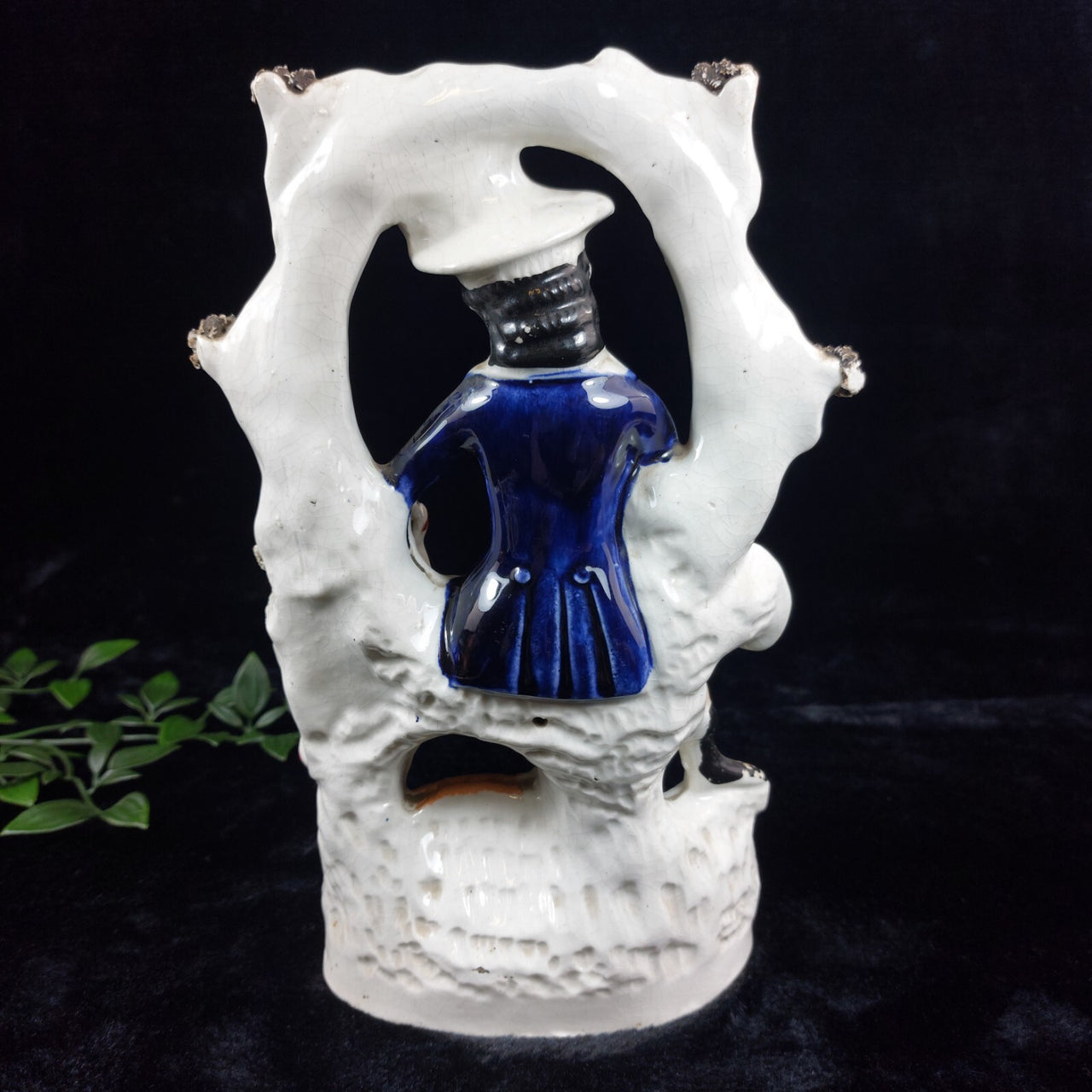Rare Victorian Staffordshire Gentleman with Rooster antique Figurine (1840-1860)7