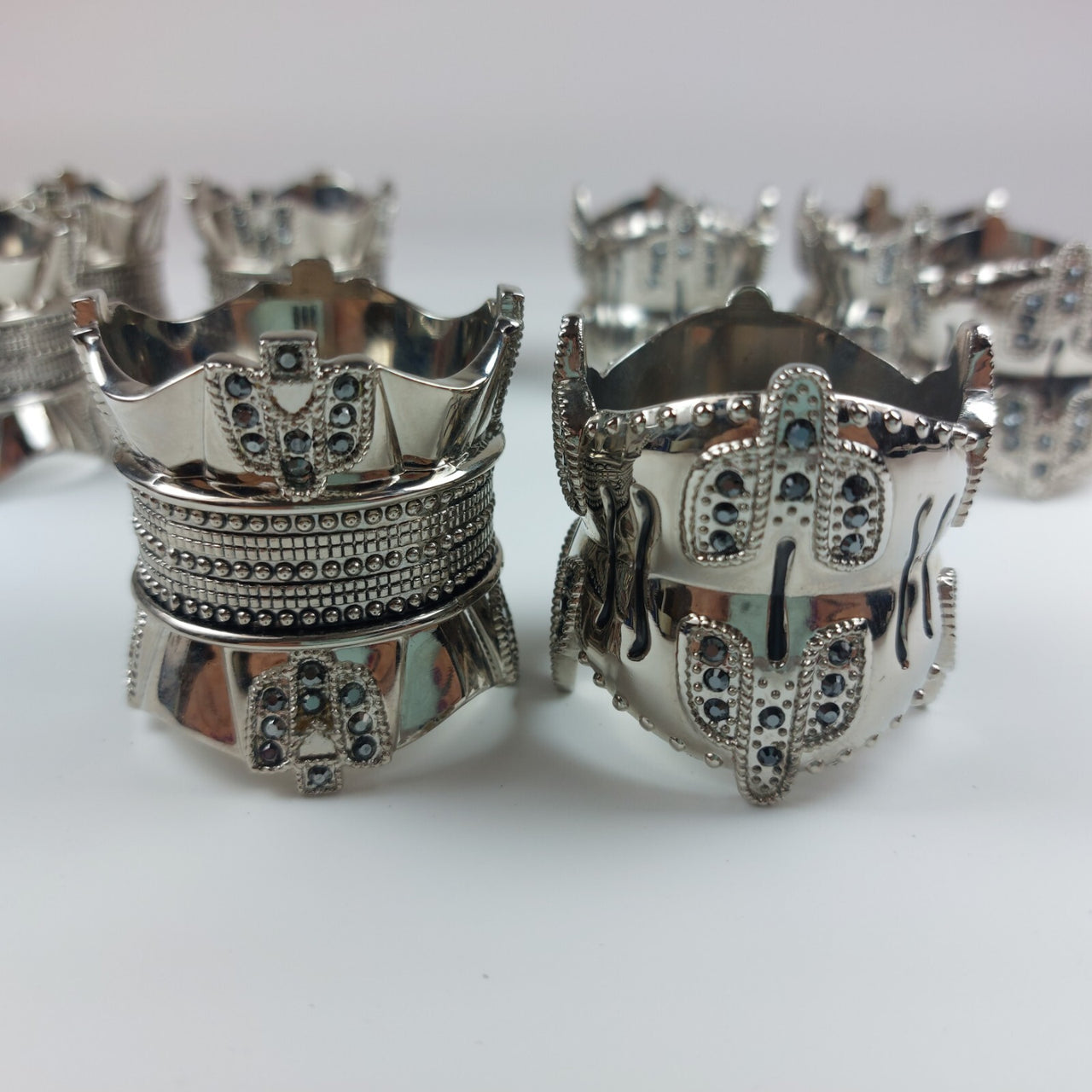 Nickel & Diamond Black Wallace Silversmiths silver Napkin Rings 1Male & 1 Femal1