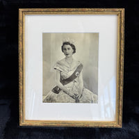 Thumbnail for Original Photograph Queen Elizabeth II by Dorothy Wilding 1952 -approved Print0