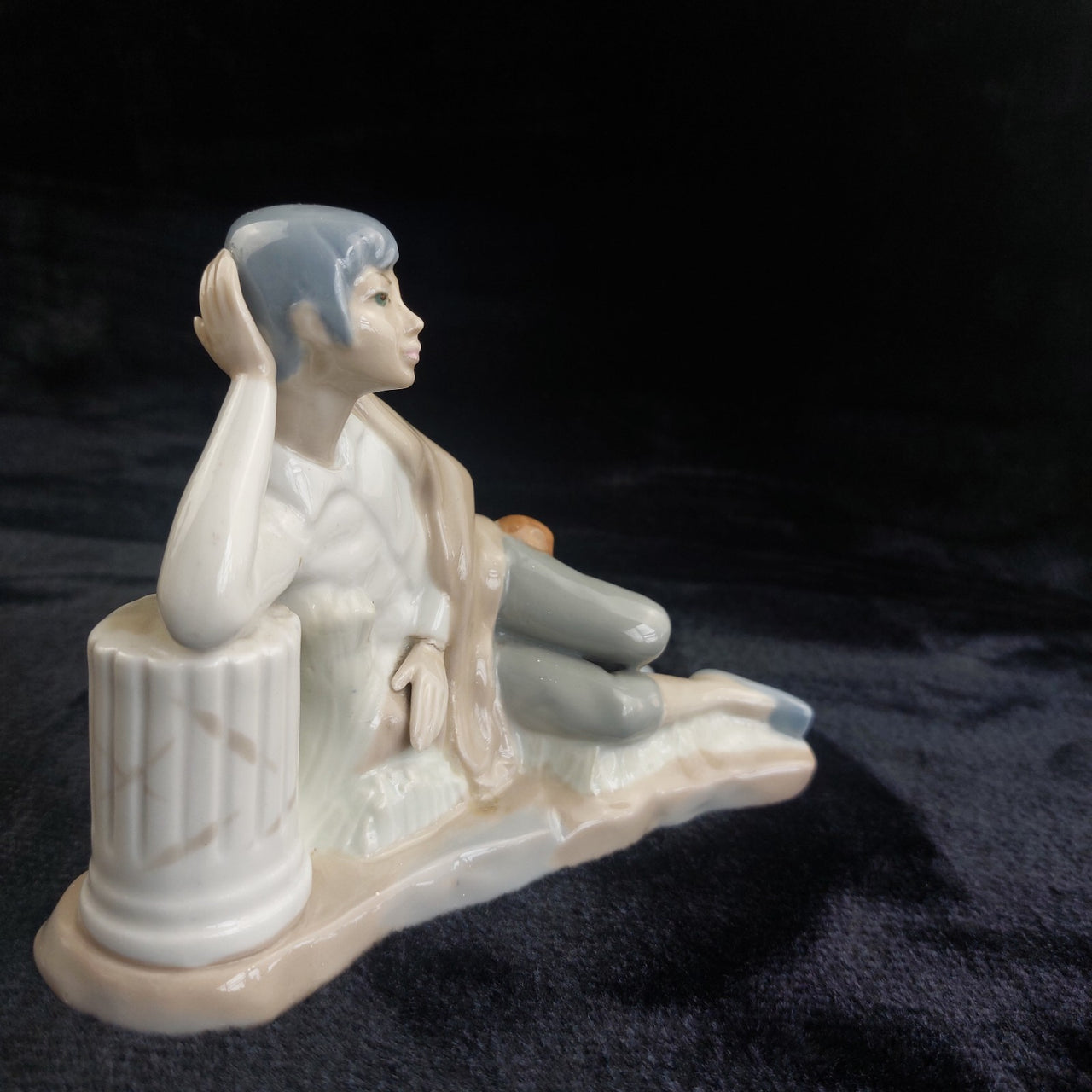 Casades Spain Porcelain Figurine Reclining Man in Classical Robe Signed Spanish8