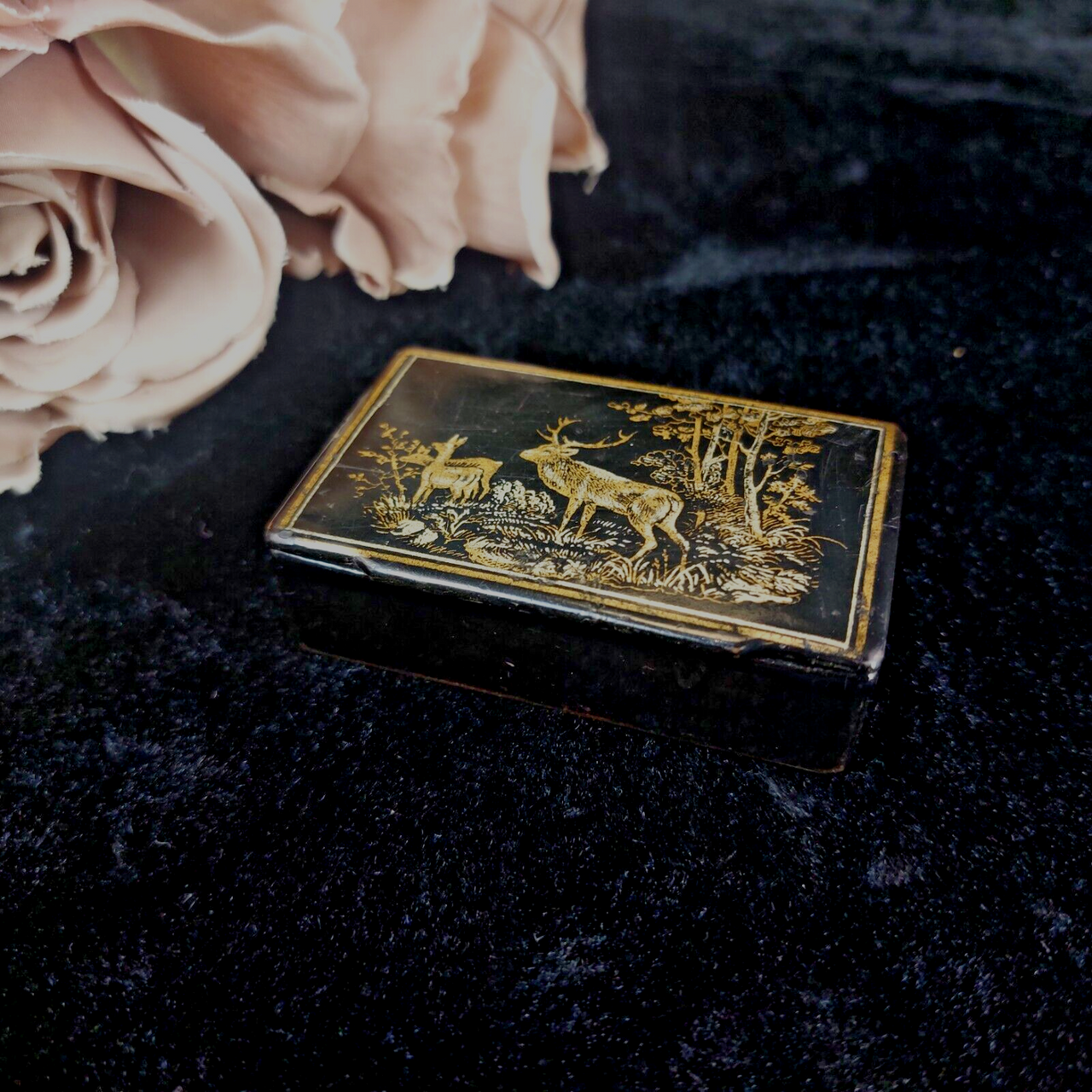 Black Lacquer Snuff Box Vintage – Gold Gilded Deer Scene,Russian  or  Japanese12