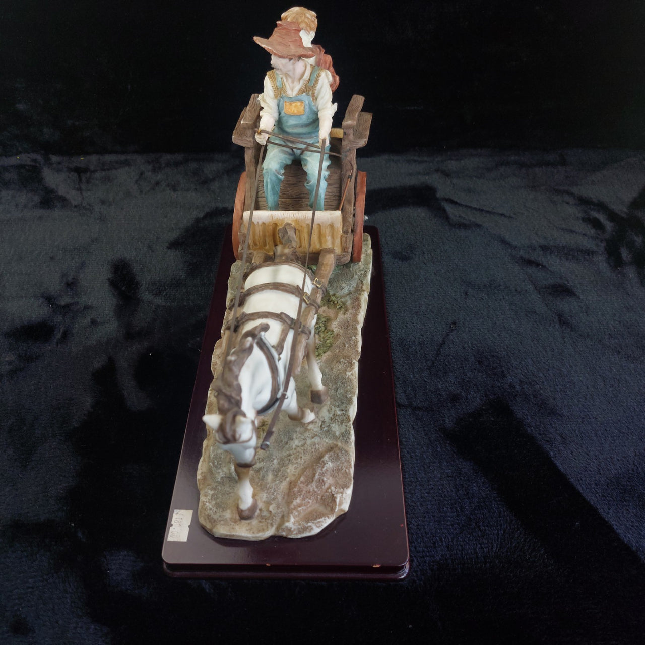 Large signed Juliana Collection 2000 Horse Carriage Figurine size see Handmade14