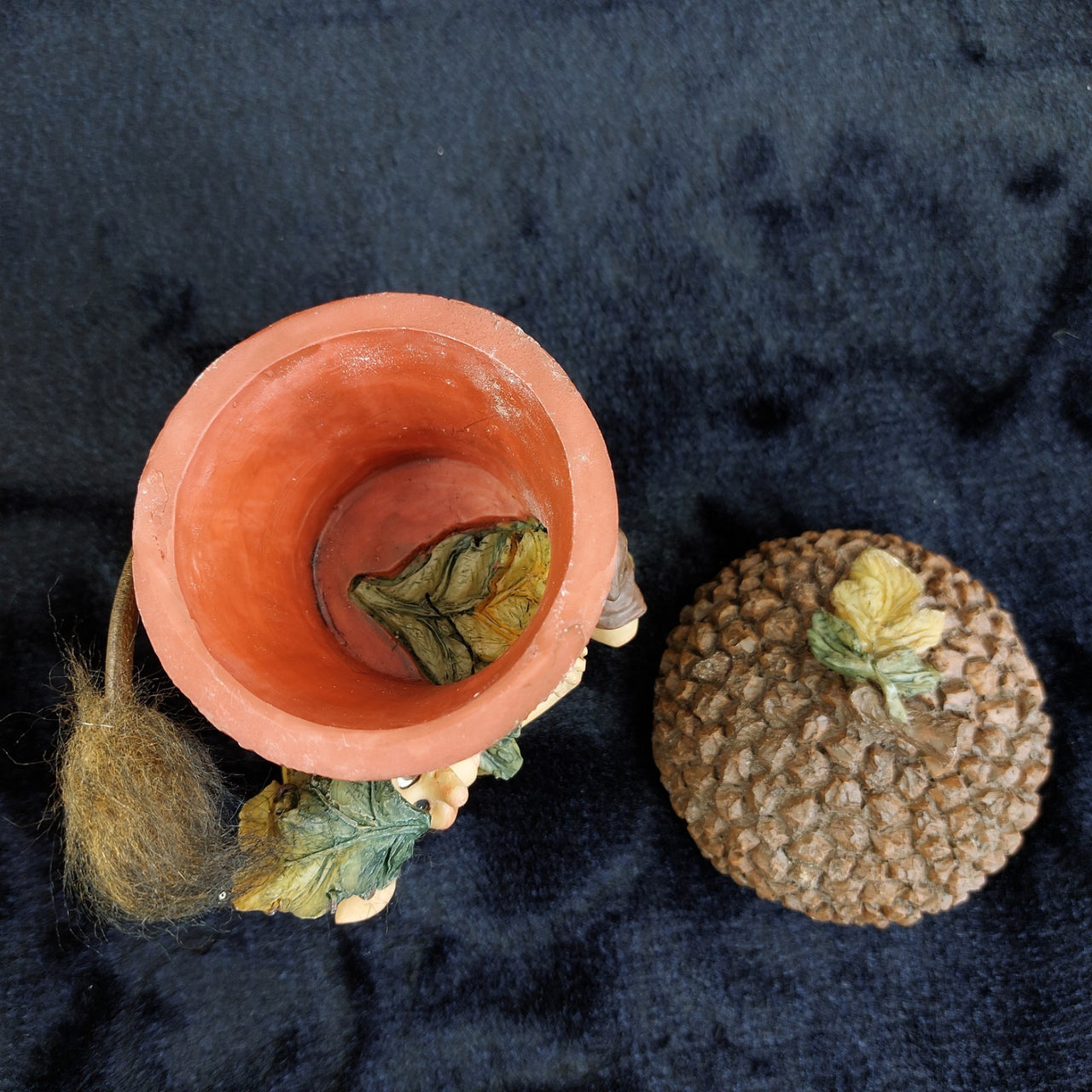 Kensington Giftware with Box Good  13cm Longtailers Pixie Acorn Trinket Box deco2