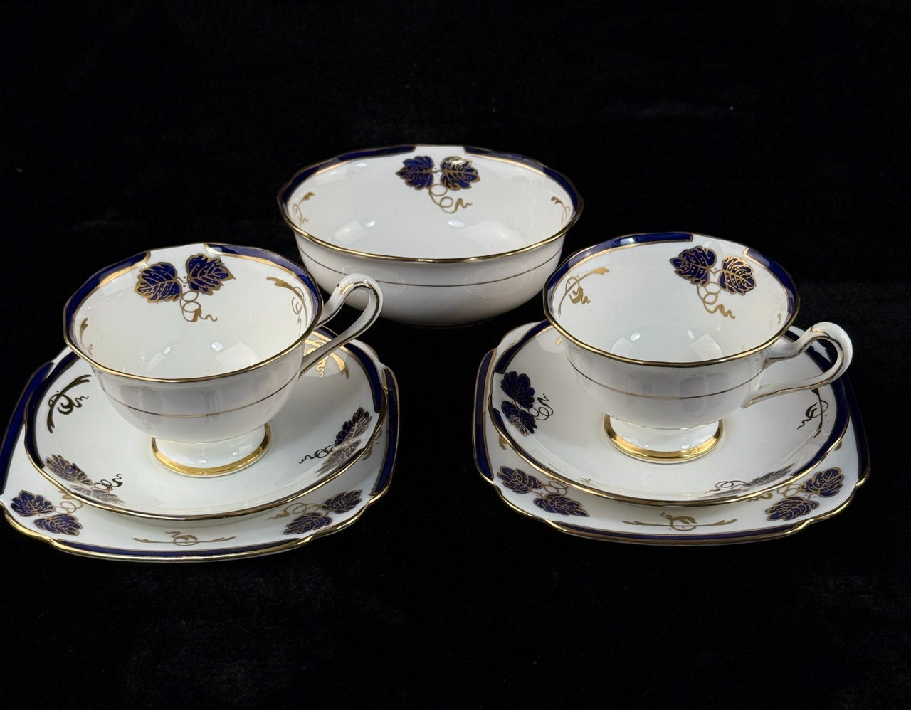 Royal Albert Rose Pink tea set of 3 &serving plate England stunning 7p tea set12