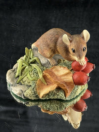 Thumbnail for Border Fine Arts Wood Mouse Figurine 1992 Autumn Feast Scotland decor3