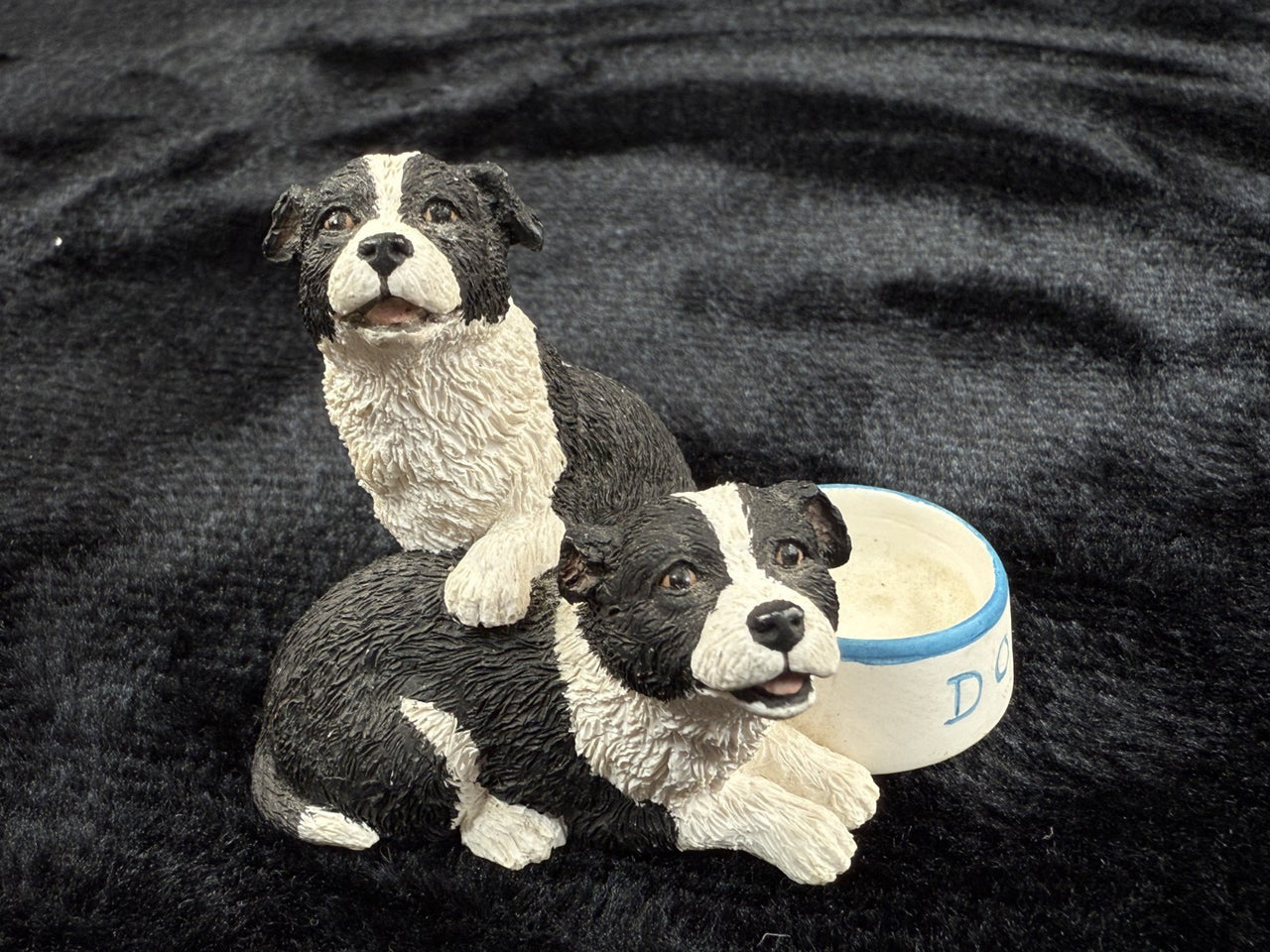 2 Fine Border Arts Dog Figurines "Trouble Ahead" "Future Stars" Collies Resin11