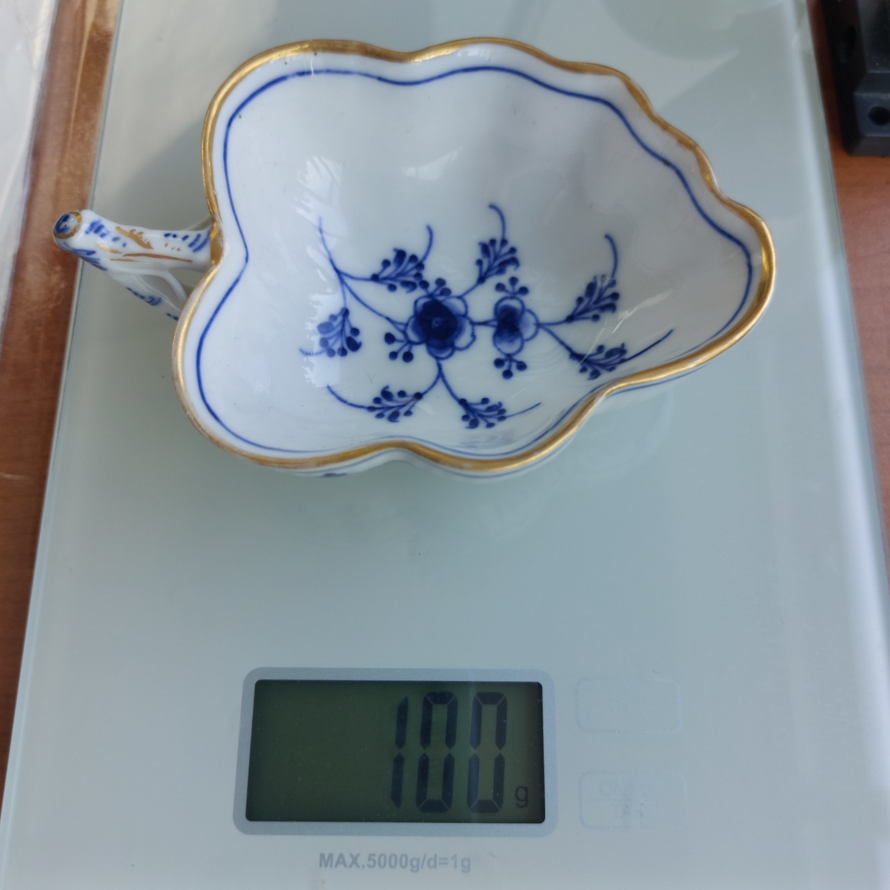 Antique 1870s Royal Copenhagen Blue Fluted Leaf Candy Dish Gold Edge 1st Quality7