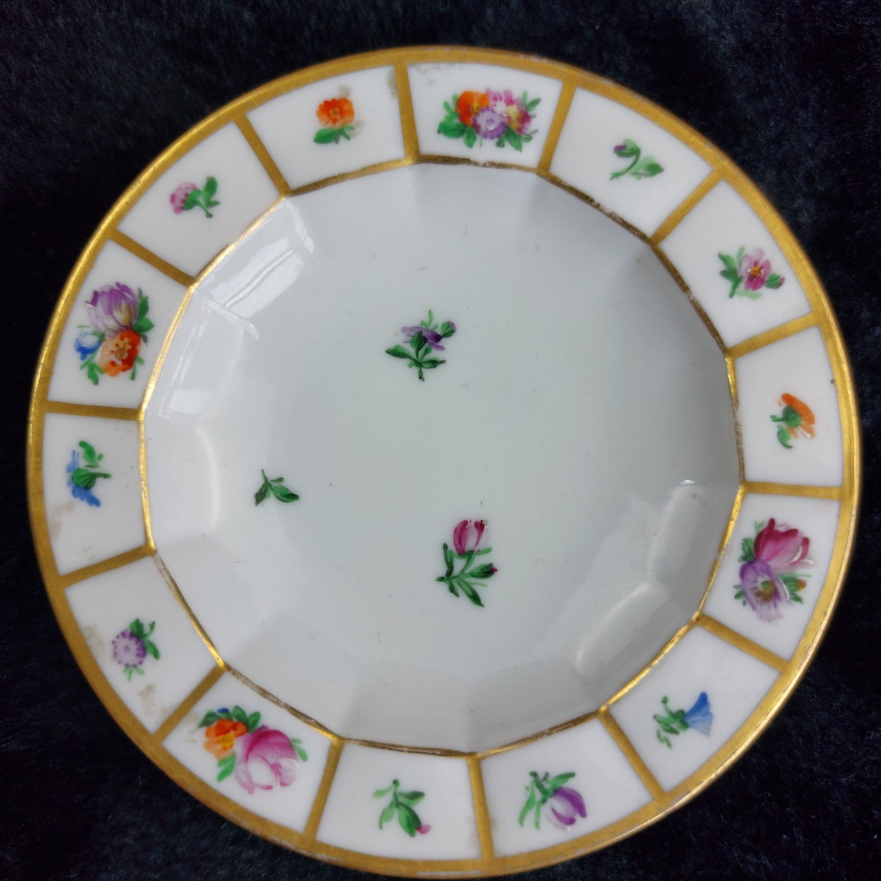 Royal Copenhagen Mini Dish Floral Gilded 10cm Hand Painted Danish Porcelain2