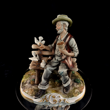 Capodimonte M. Lory Figurine Man With Doves – Signed – 13