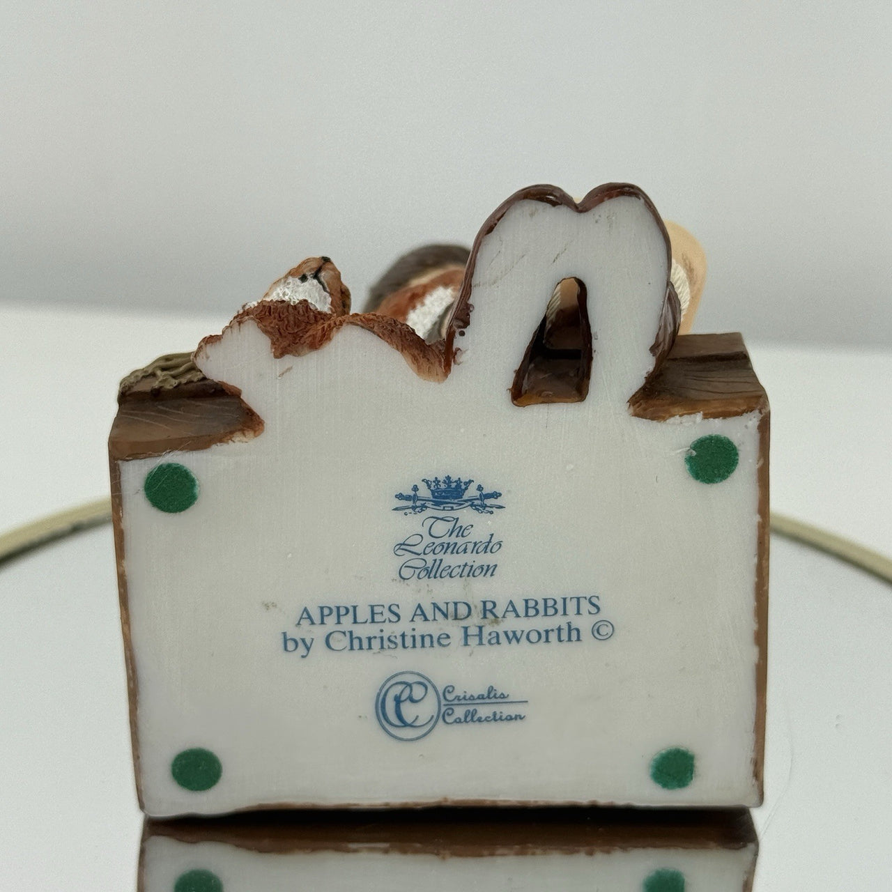 Leonardo Collection Apples and Rabbits Figurine by Christine Haworth Gift 5.25”8