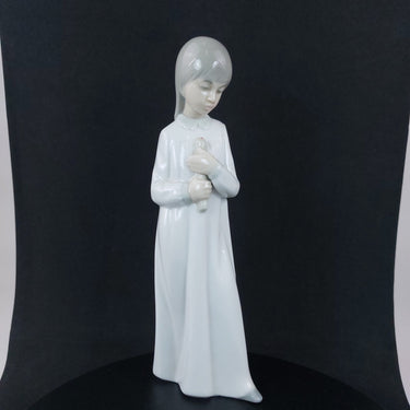 Zaphir Young Girl Holding Candle white Figurine Porcelain Collectable vintage1