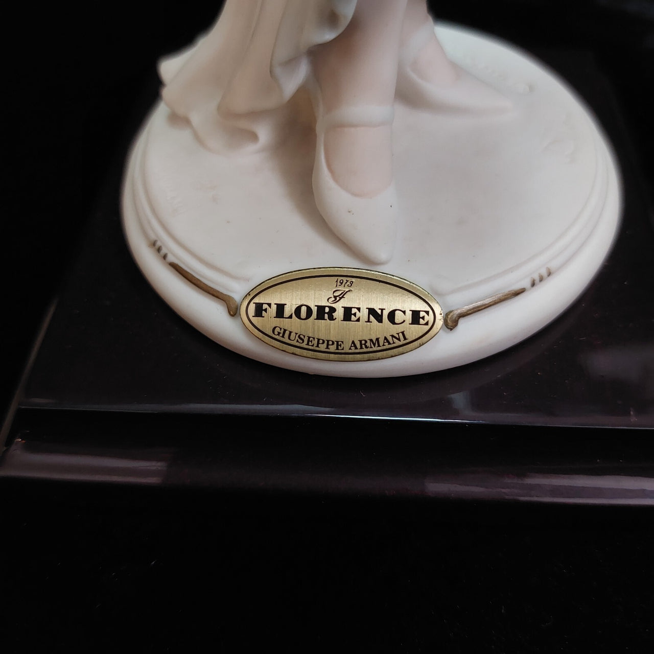Florence Armani REGINE lady Figurine 0434F Lady Flapper With Box & C luxry decor21