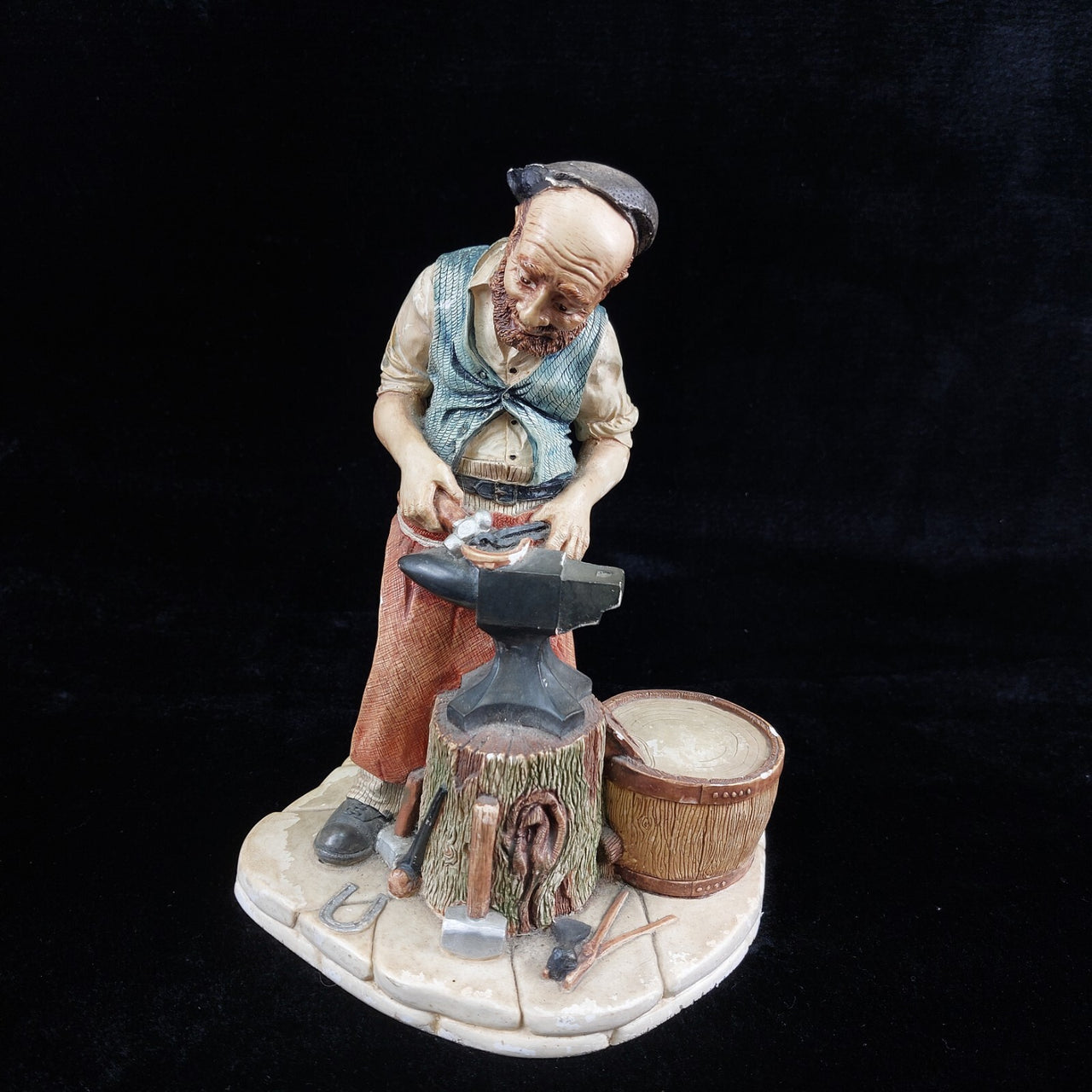 Naturecraft Blacksmith Figurine 1973 Hand Painted Stonecraft Collectible 8" Tall0