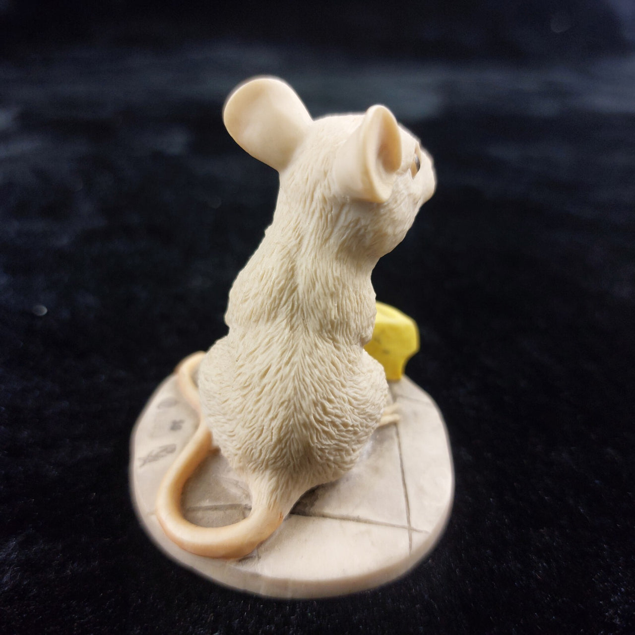 Border Fine Arts First Friends FF5 – 1989 Mouse with Cheese Figurine gift6