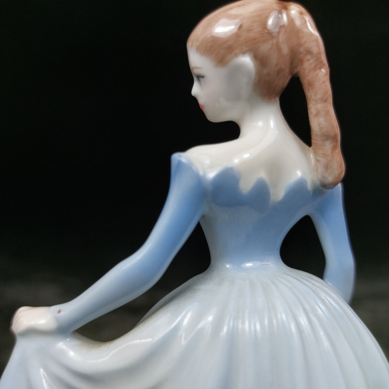 Collector's A Dream: Rare Coalport "Debutante Constance" Figurine limited 1996 5