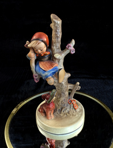 Vintage Goebel Hummel Figurine 