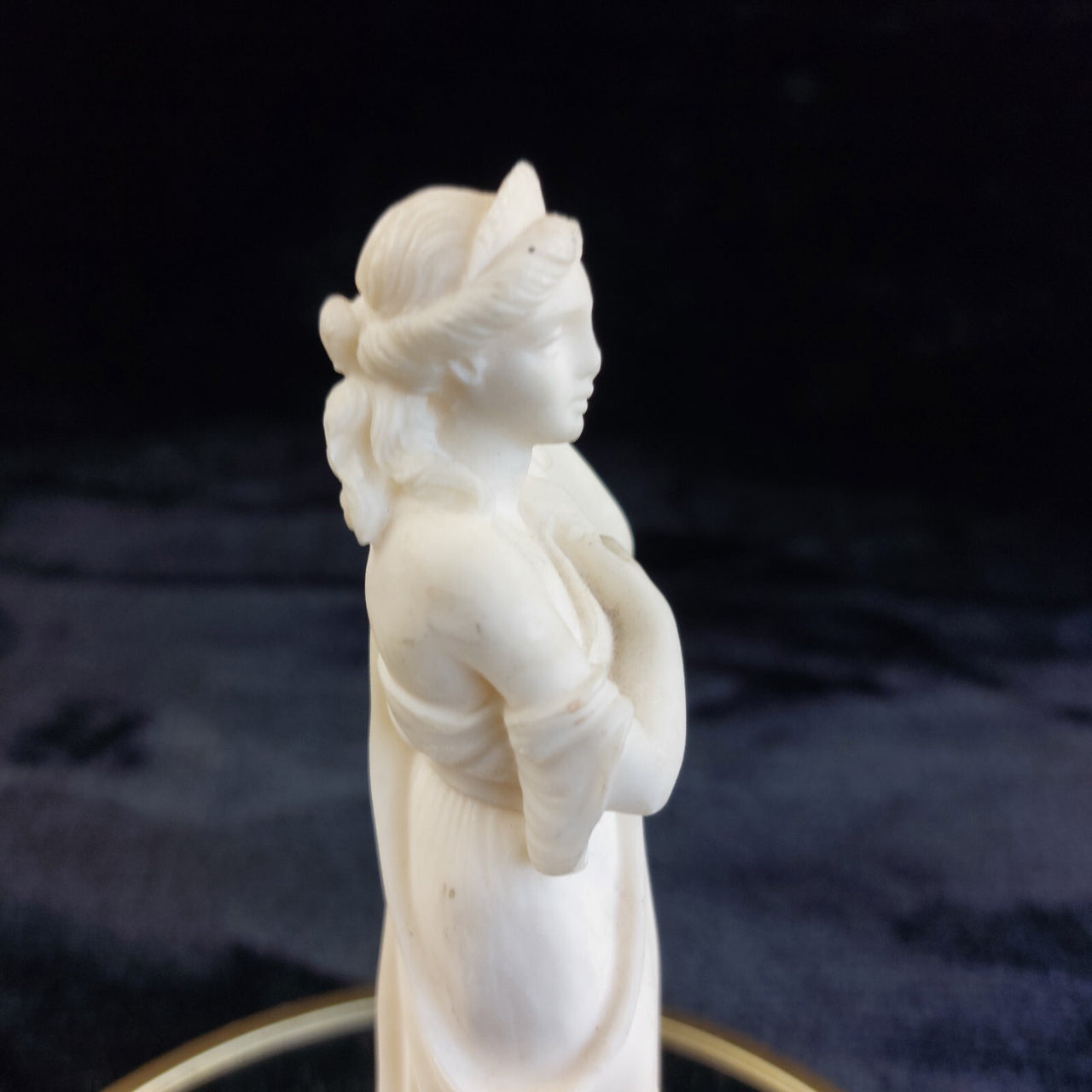 Antique Giannelli A. 6.5in Woman Figurine White Marble Resin Italy see pics5