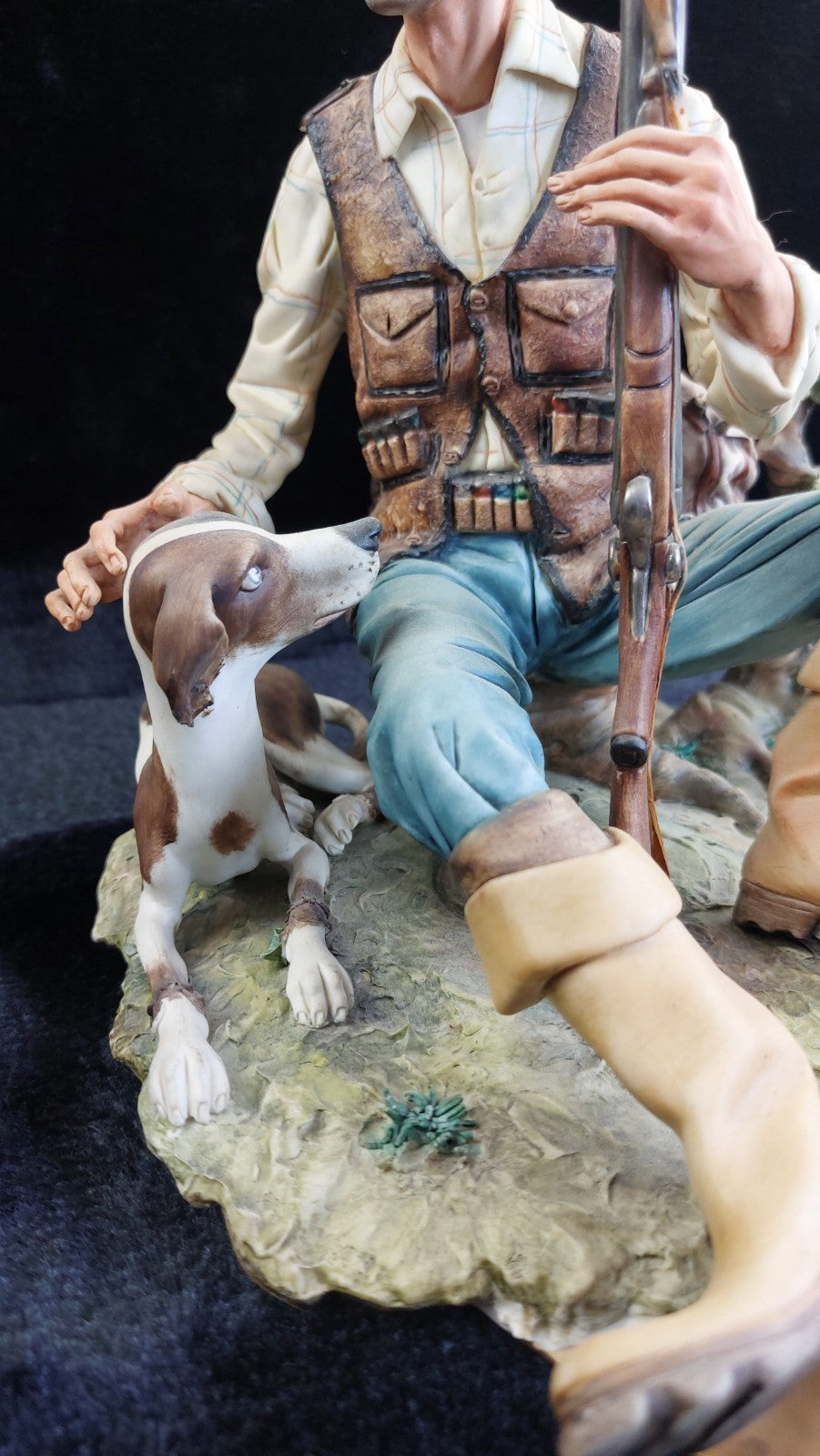 Capodimonte Figurine Italy 9" Volta Hunter with Gun and Dog Signed Large chipped3