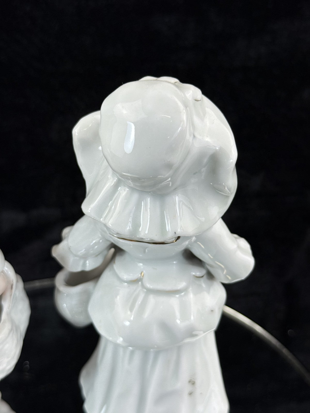 antique figurine couple see the pics decor bookshelf collectables Unmarked White5