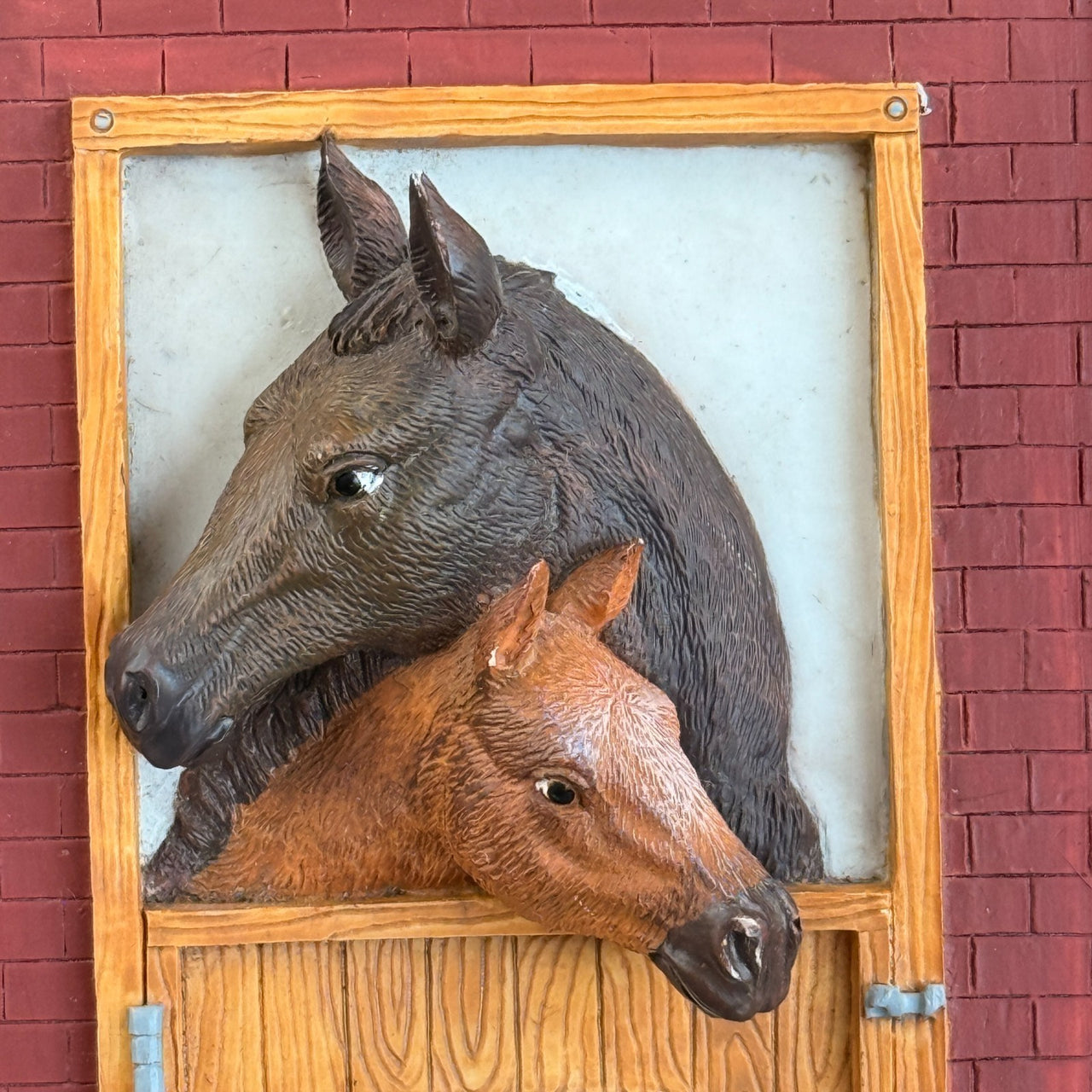 Leonardo Horse Figurines & Wall Plaque Realistic Resin Pony Models Set of 34