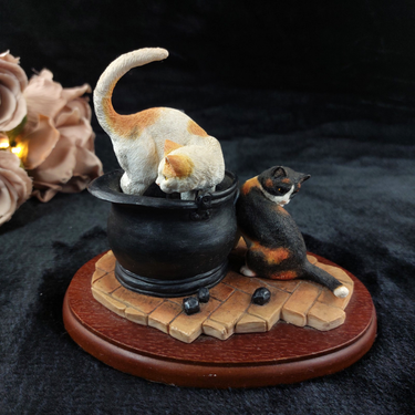 Border Fine Arts A20872 Sooty & Sweep Figurine Cats Scene James Herriot 2009 1