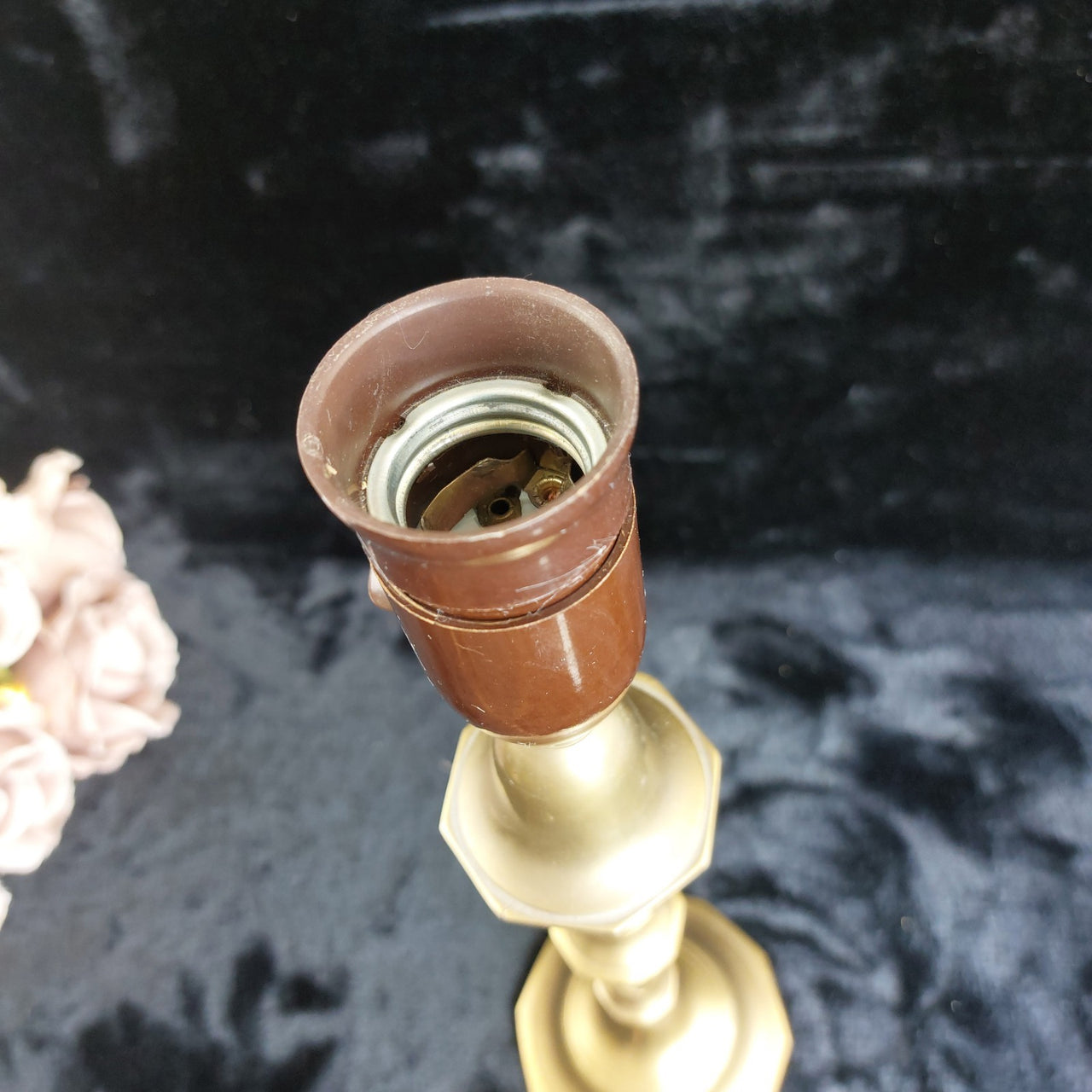 Vintage Brass Lamp Table Good Patina EU Plug Classic Electric Light 15" Tall11