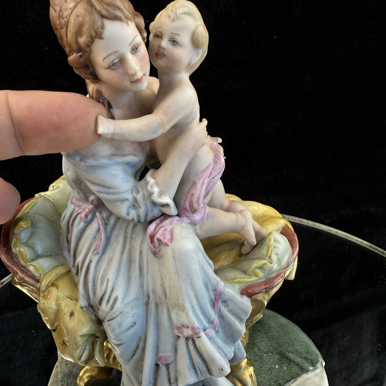 Capodimonte Italian Figurine Porcelain Hand Painted Mother and Child Signed "G.5