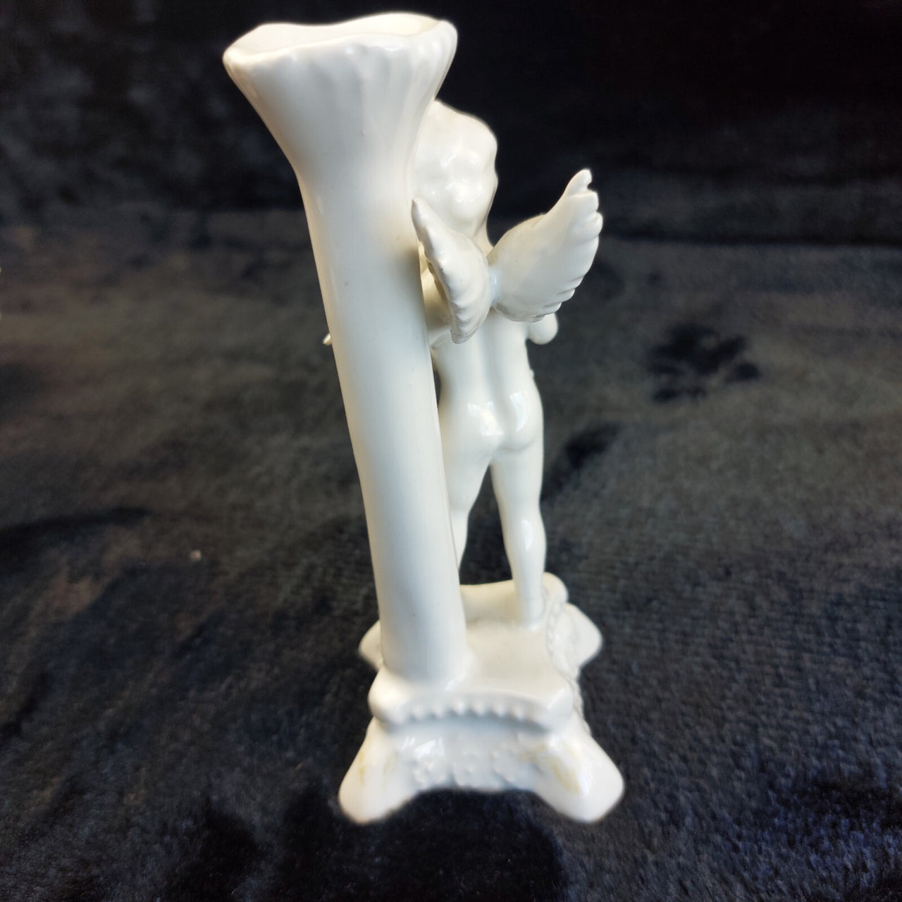 Antique Italy Cherub Figurines Pair 6.5in Porcelain White Trumpet Flowers Damage7