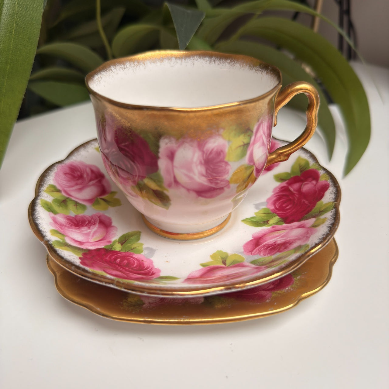 Royal Albert Old English Rose Trio Set Cup Saucer Plate Pink Red Floral Gilded.12