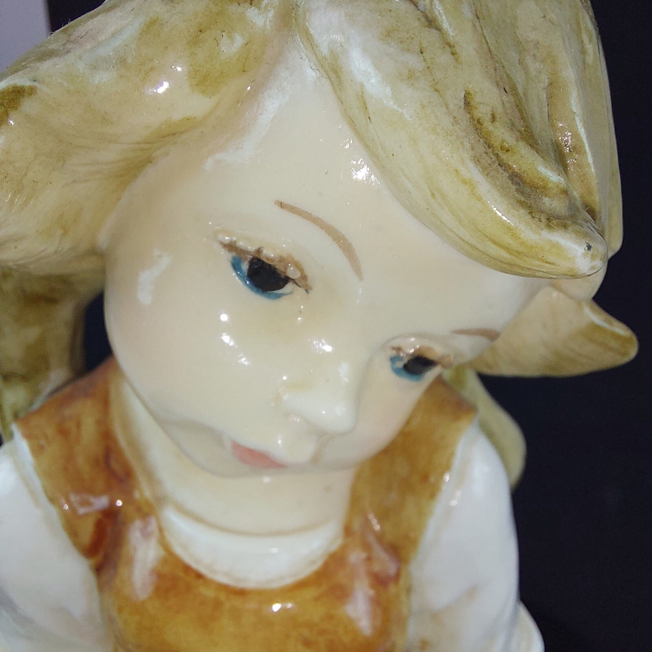 Vintage Italy - Ceramic 1950s A. Santini Little Girl Sitting Glazed Figurine8