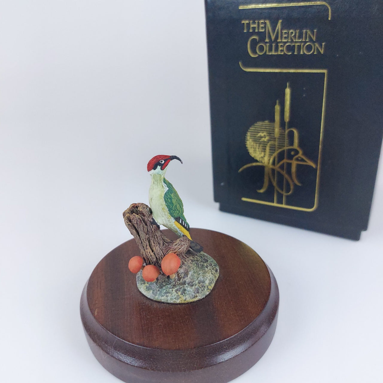 Rare The Merlin Collection Handcrafted Collectible Vintage Figurine Woodpecker2