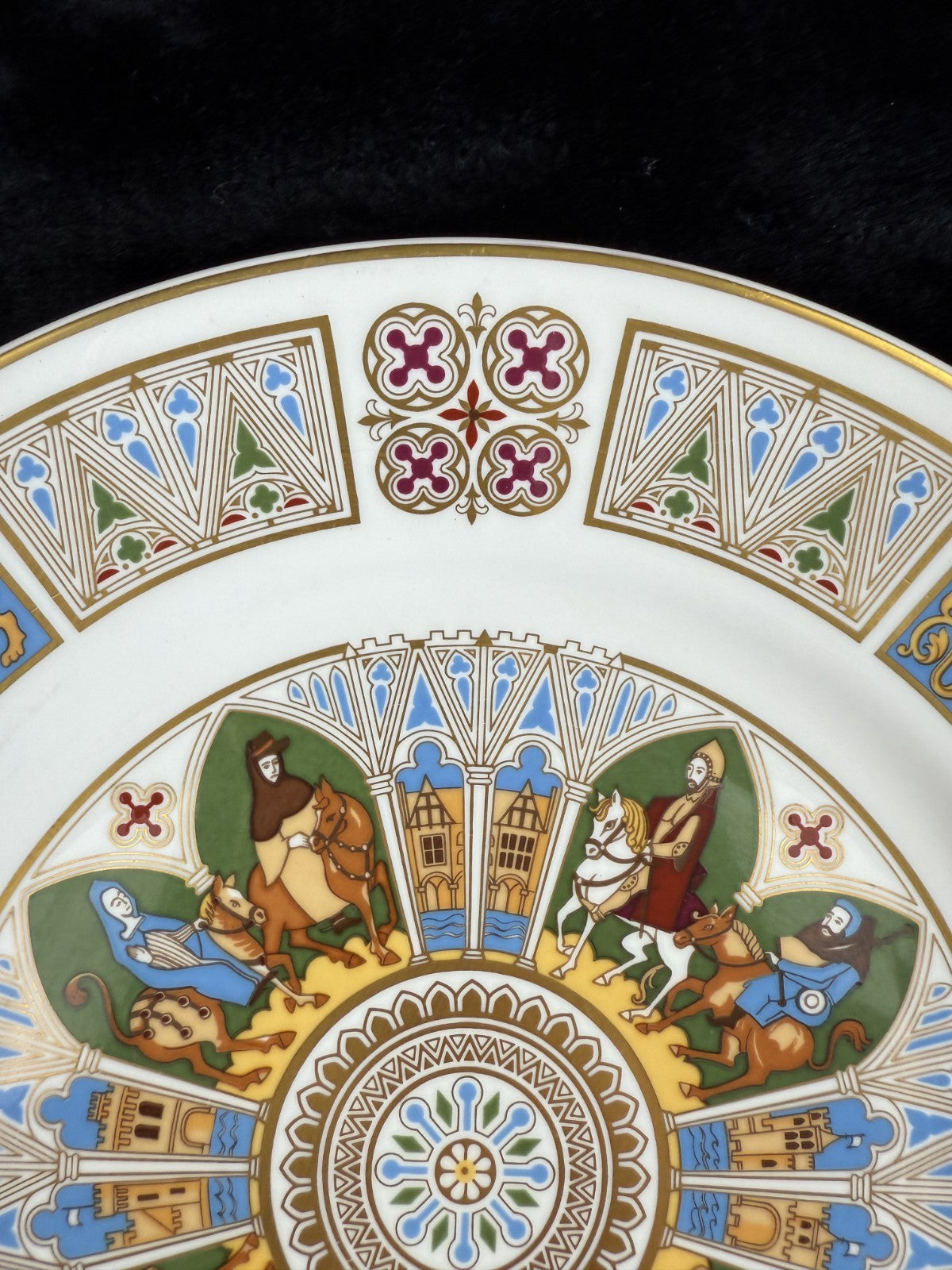 Spode Limited Edition Collector Plates Lot of 2 Canterbury Pilgrims & 1979 decor8