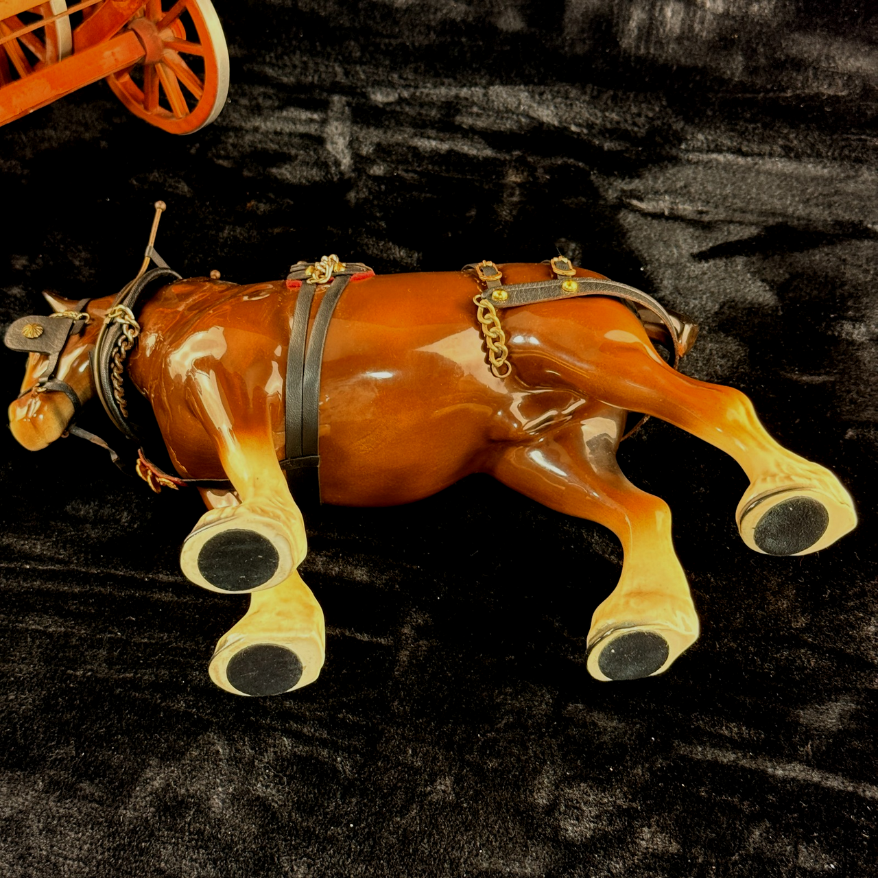 Large Porcelain Draft Horse & Wooden Farm Wagon Carriage Model see the pics10