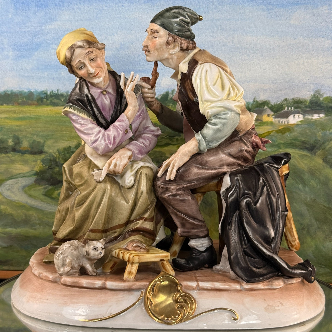 Fuji Figure Porcelain Couple Scene Large Figurine 9.5in display decor bookshelf1