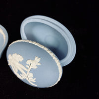 Thumbnail for Wedgwood Jasperware Blue – Lidded Trinket Dish & Box Design Cherub Collectable2
