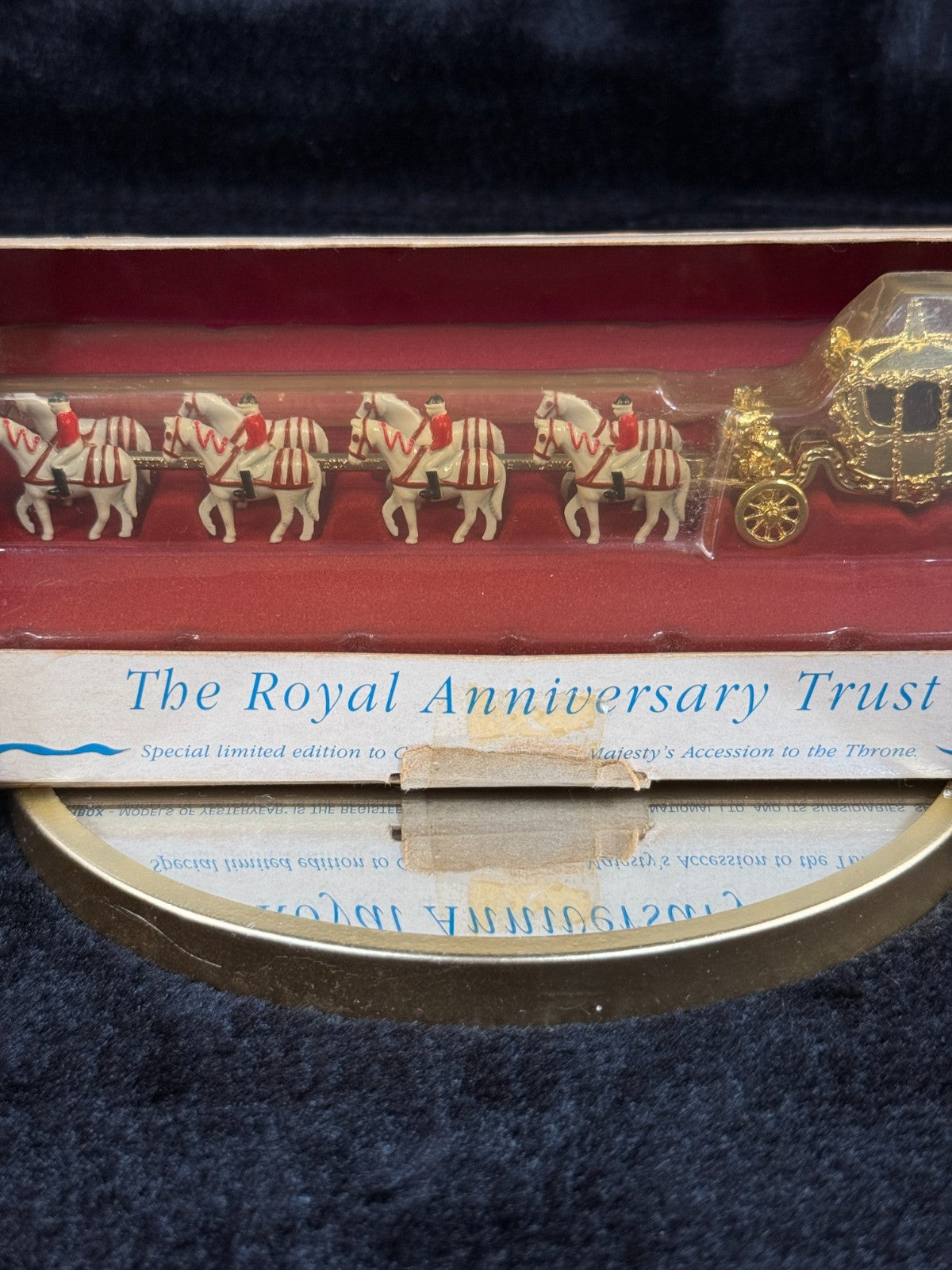 Royal Anniversary Trust State Gold Coach 40th Queen Jubilee Limited Edition Box10