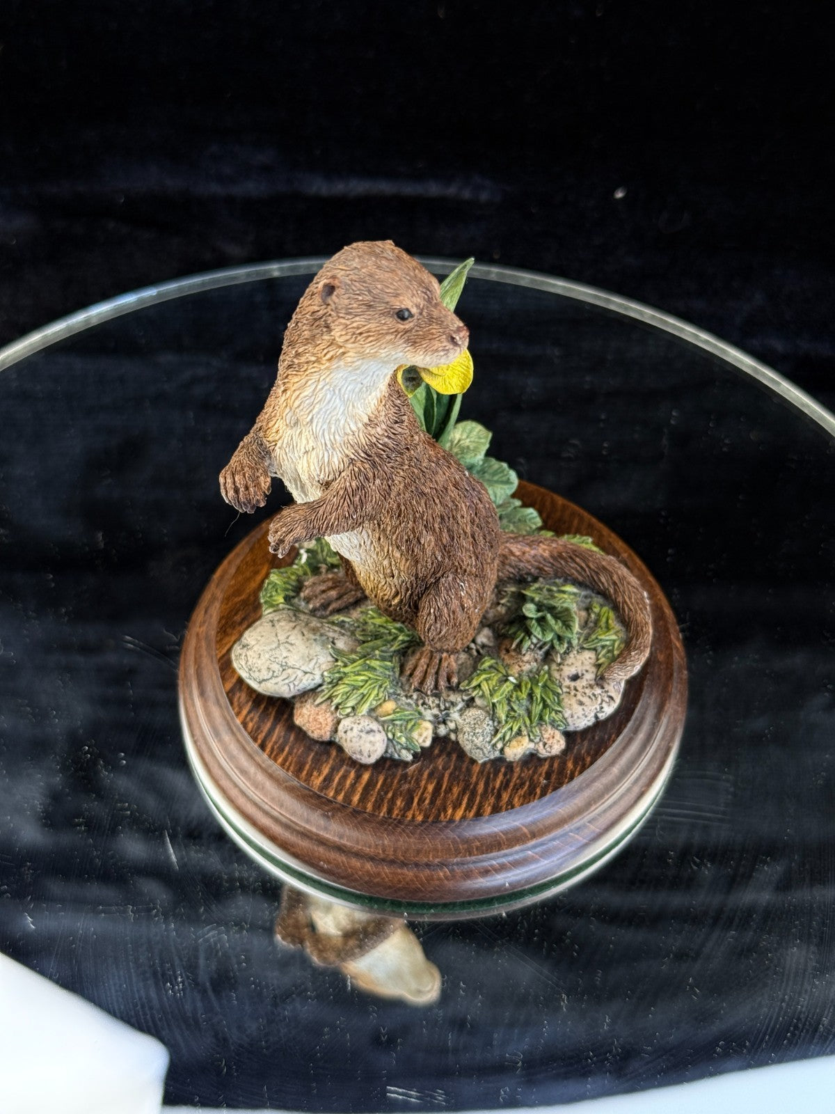 Royal Otter Doulton Figurine DA112 by K. Sherwin bookcase decor handmade resin10