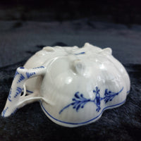 Thumbnail for Antique 1870s Royal Copenhagen Blue Fluted Leaf Candy Dish Gold Edge 1st Quality6