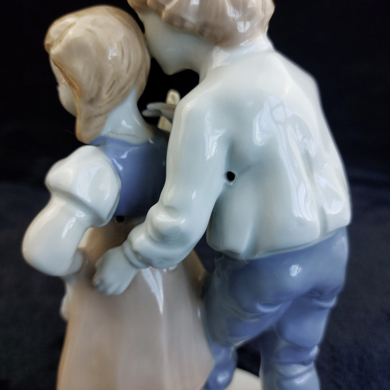 Grafenthal Porcelain Figurine GDR Boy & Girl German Vintage Art  Germany. 7.5in5