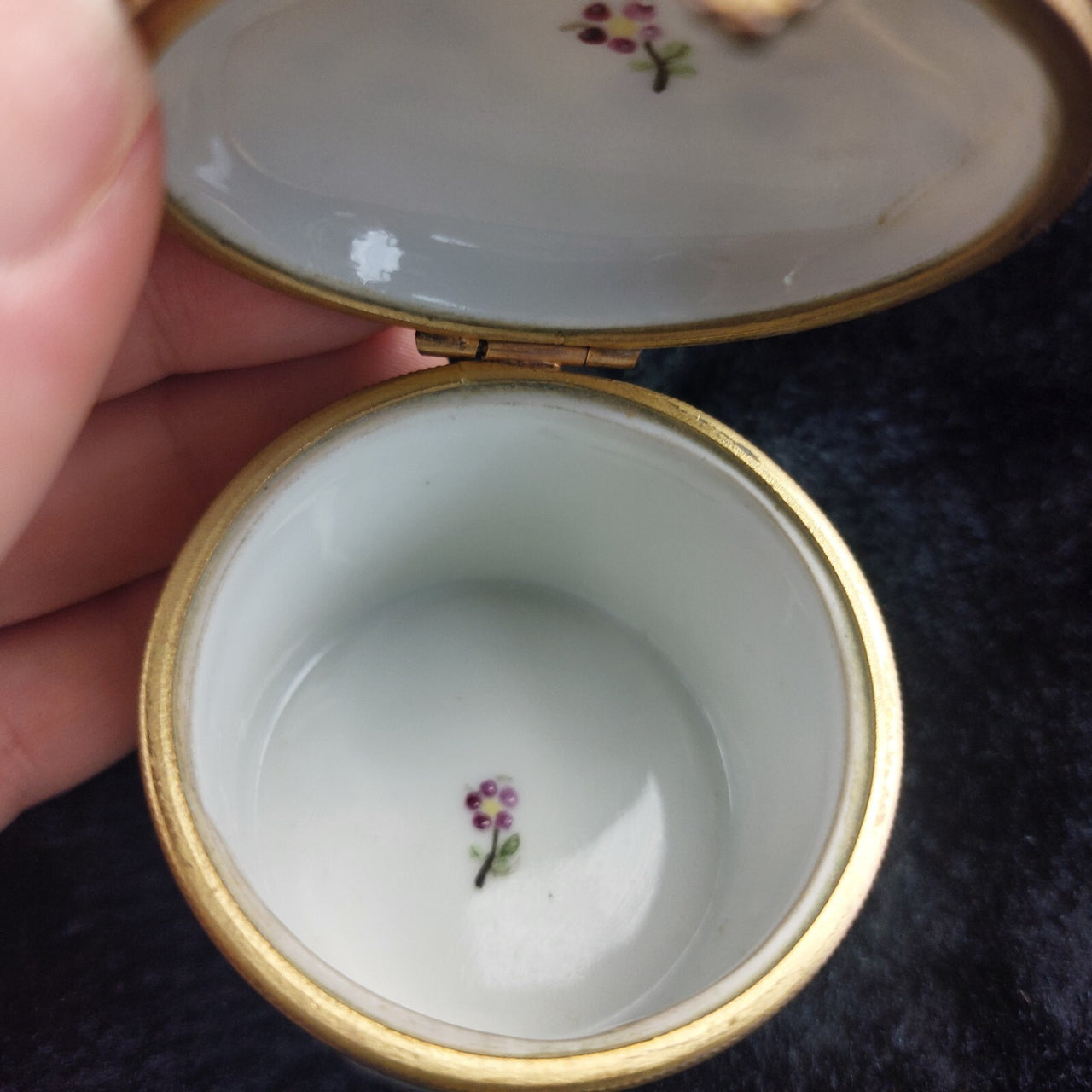 Le Tallec Paris Grape Vine Porcelain jewellery Box Hand Trinket  Painted France3