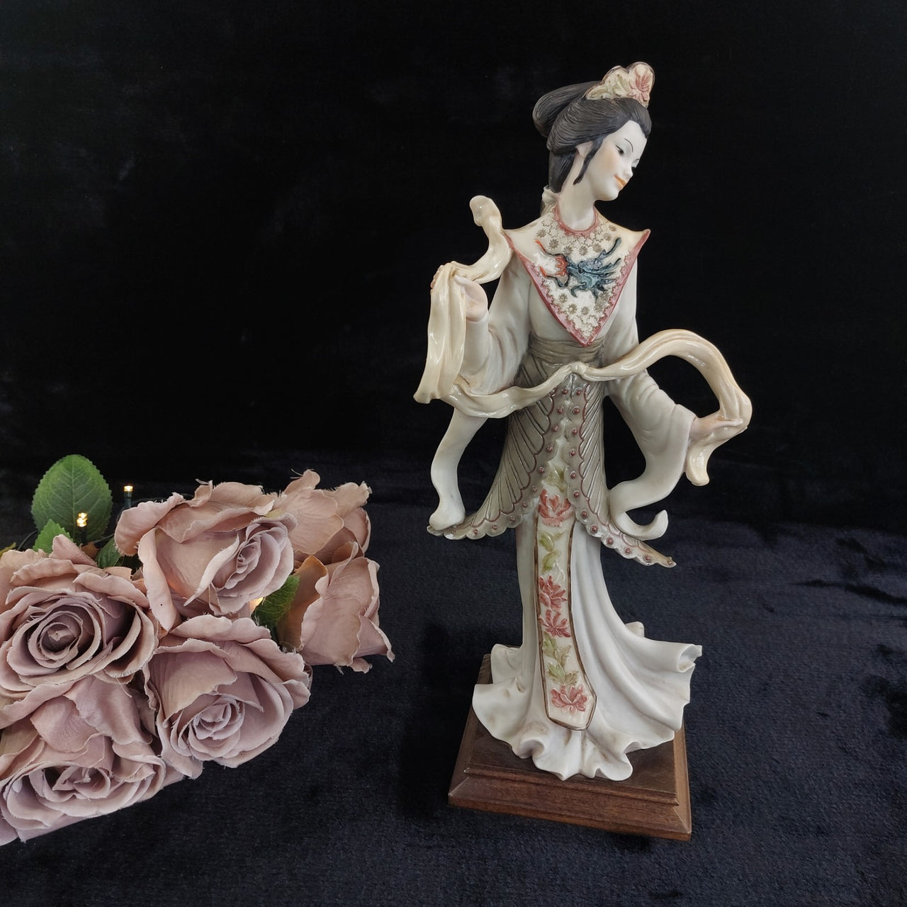 Capodimonte E. Belcari 40cm Geisha Figurine 1988 Goddess Style decor  see pics0