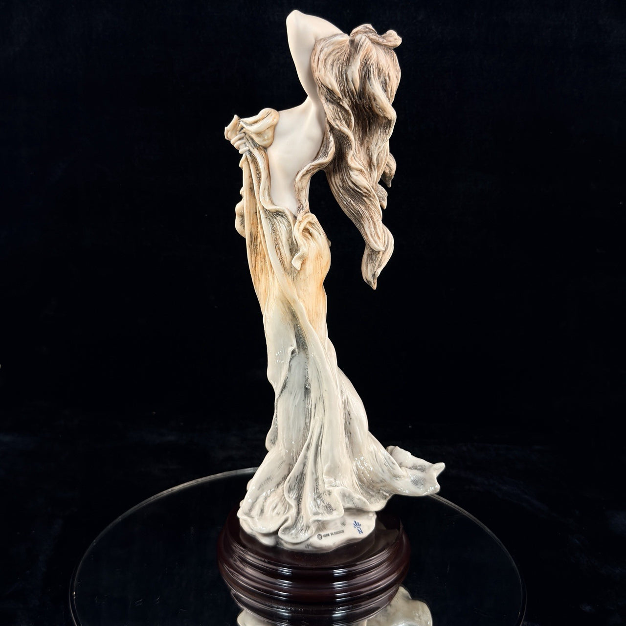 Rare Giuseppe Armani Florence 1998 “Summer Dreaming” Lady Figurine  Italy 1175C.8