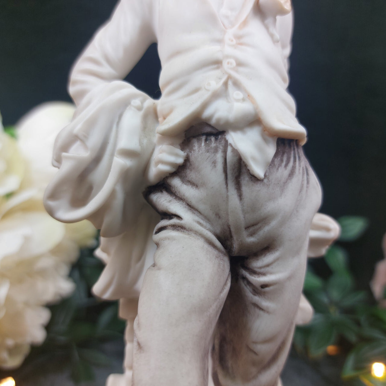 1980s Italian Giuseppe Armani Figurine 9" Boy Leaning on Wall, Signed Italy deco9