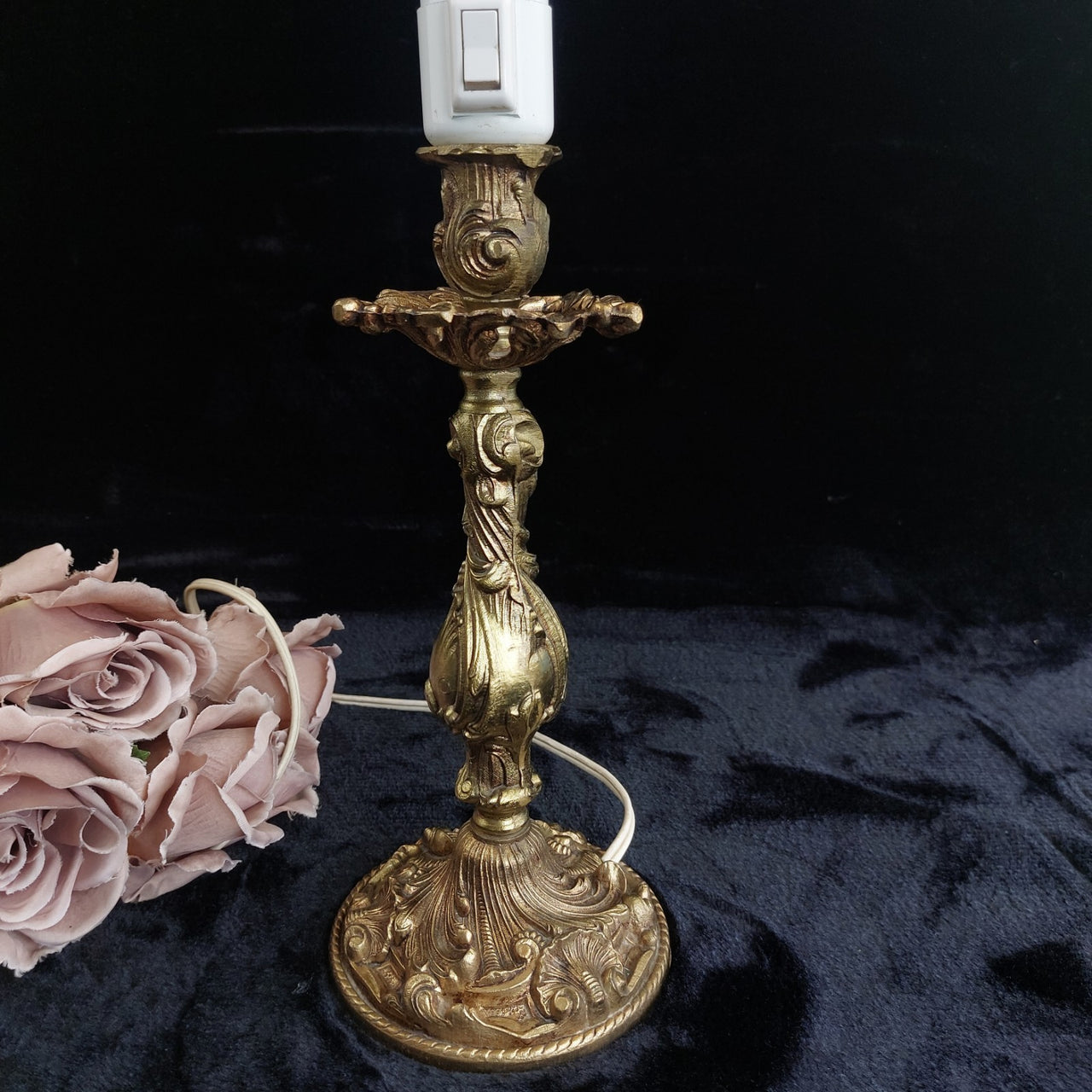 Antique style Brass Baroque Table Lamp, 14 in, see the pictures Gold13
