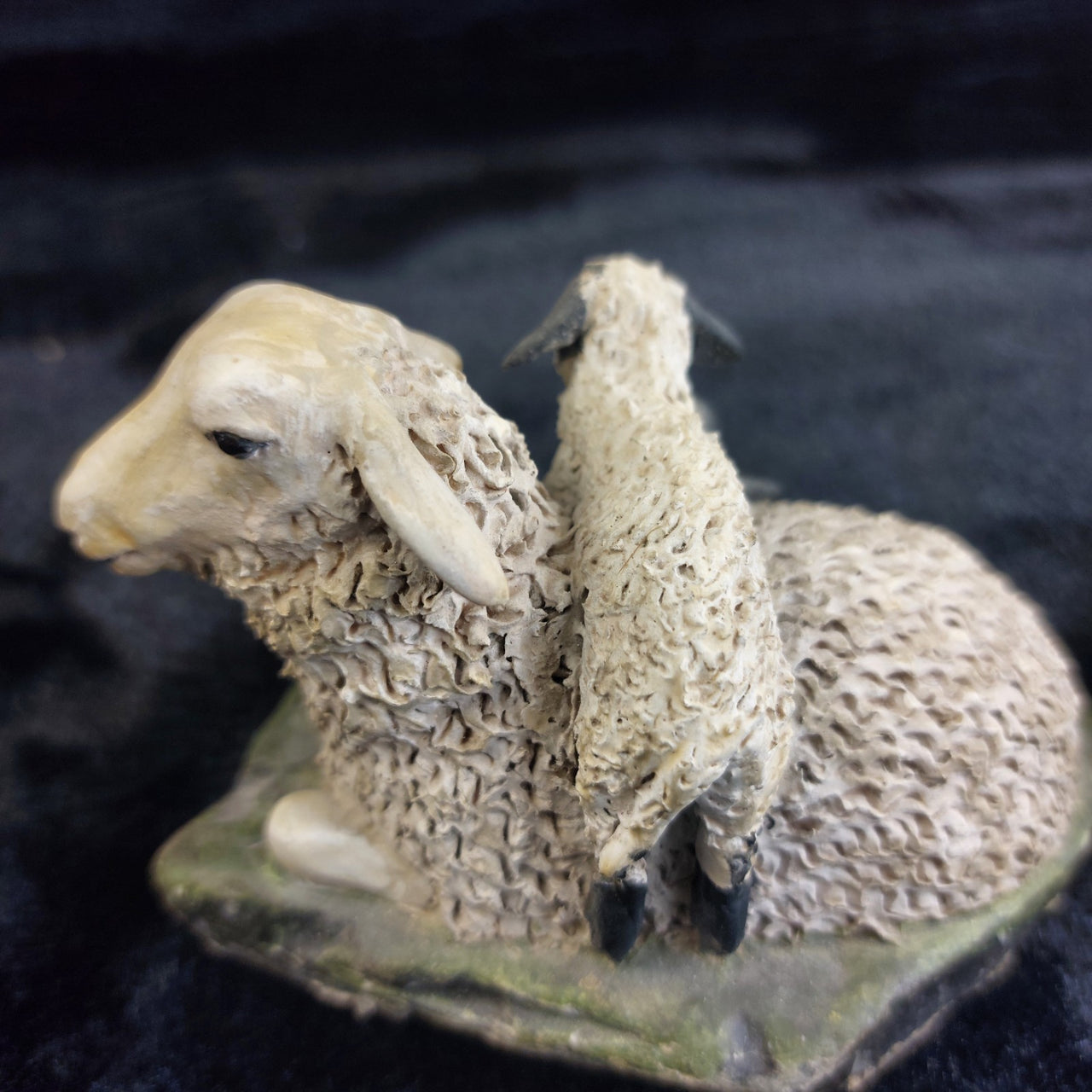 M Leadbetter Cornwall 1978â80 Figurines â Sheep with Lambs & Ram Rustic Set 5