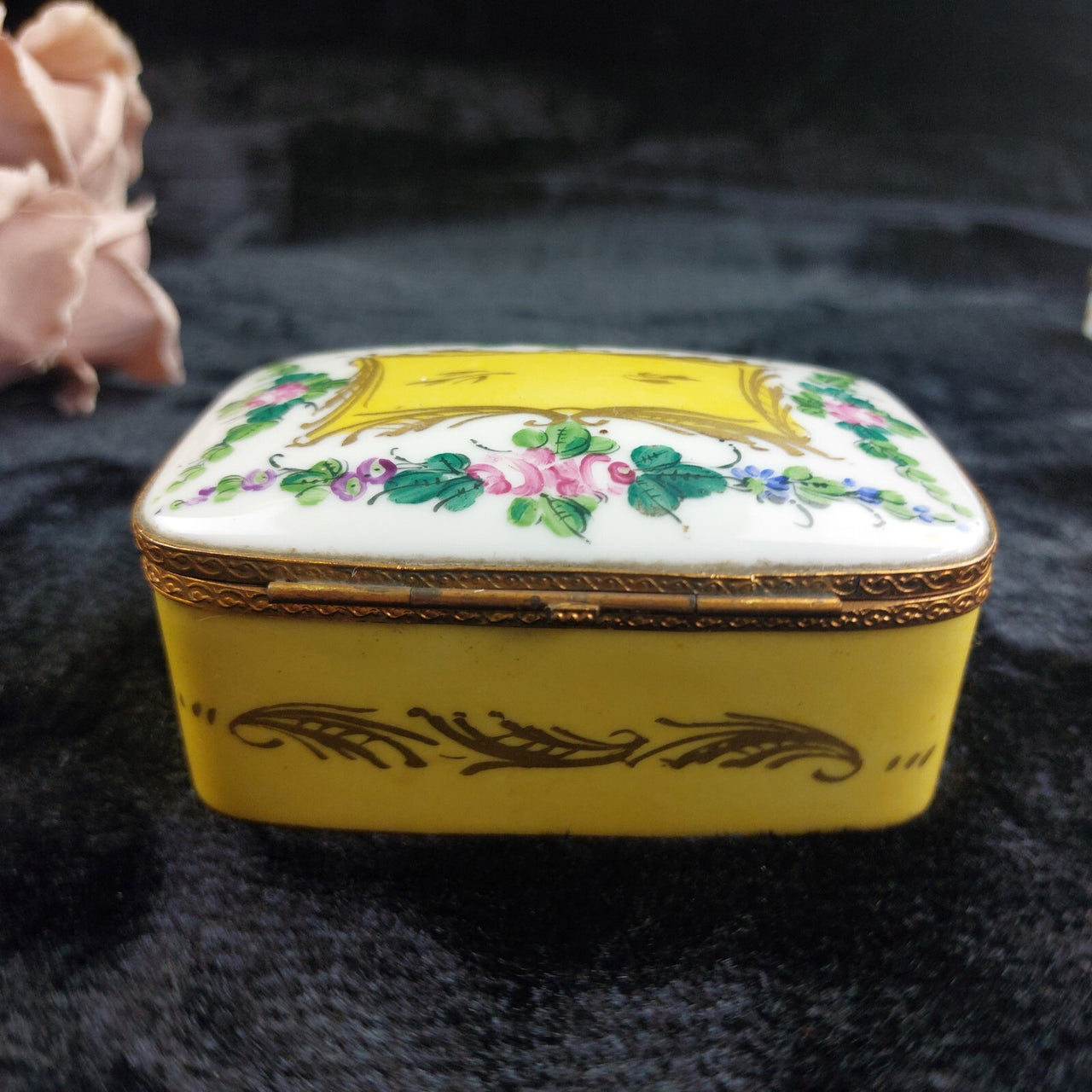 Limoges France 1920s porcelain width cm 9 x 7 height cm 3.7 jewellery box gift8