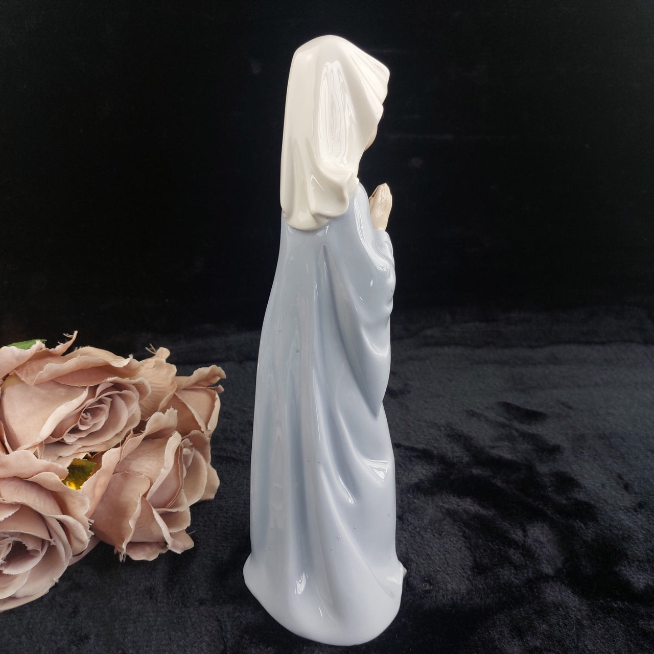 NAO by Lladro 1980 Girl Praying Figurine 10.5" Blue Gown Porcelain decor3