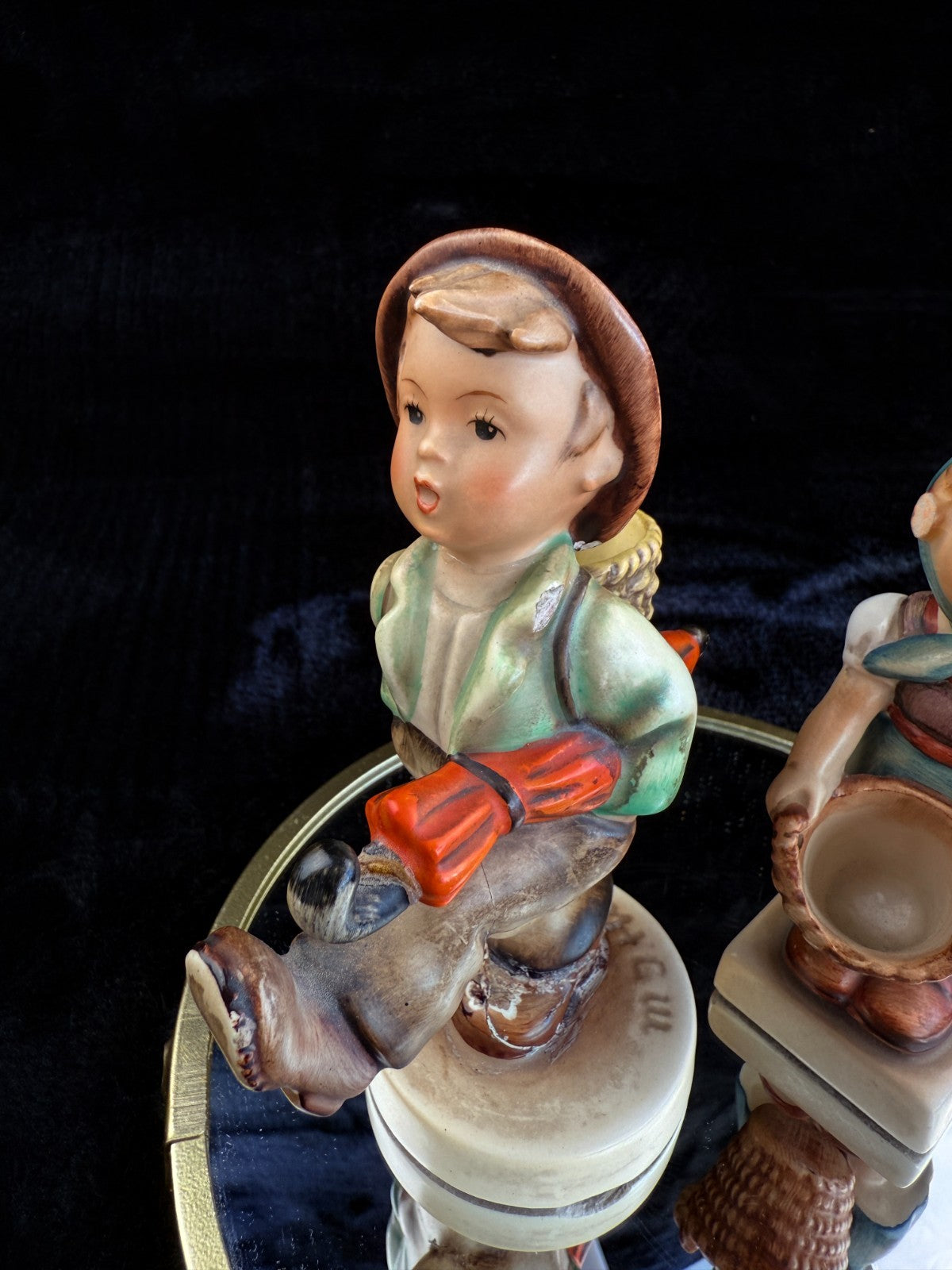 Goebel figurine Hummel -repaired - Little Boy with Umbrella TMK-3,4 School Girl11